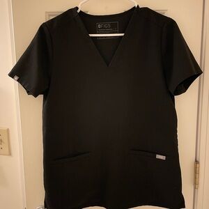 FIGS Casma 3 Pocket Black Scrub Top